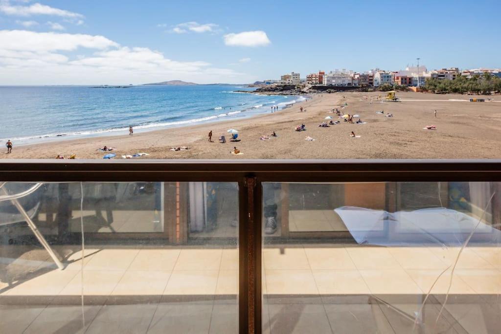 Frente Al Mar Playa De Melenara Apartment Exterior foto